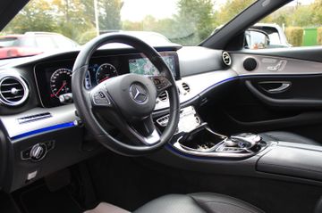 Fahrzeugabbildung Mercedes-Benz E 400 Lim. 4Matic AMG Line Widescreen 19"
