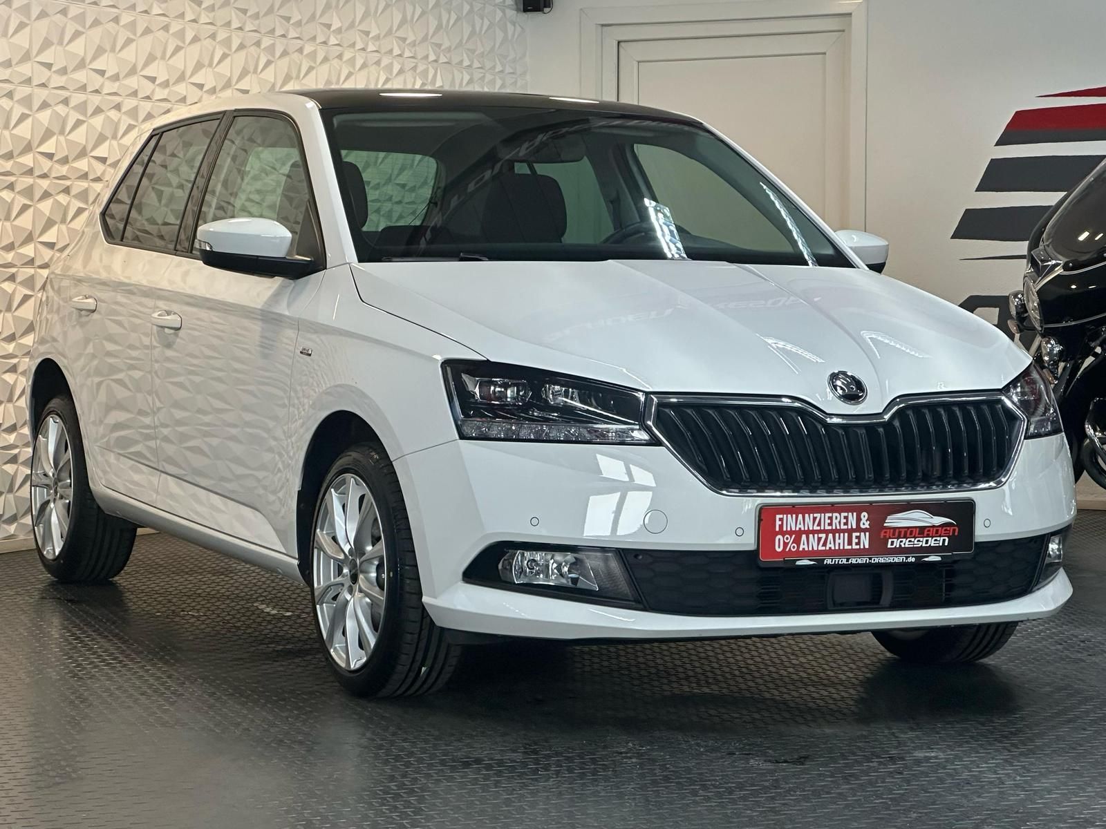 SKODA Fabia 1.0TSI DRIVE 125 YEARS LED#ACC#SHZ#NAVI - Image 2
