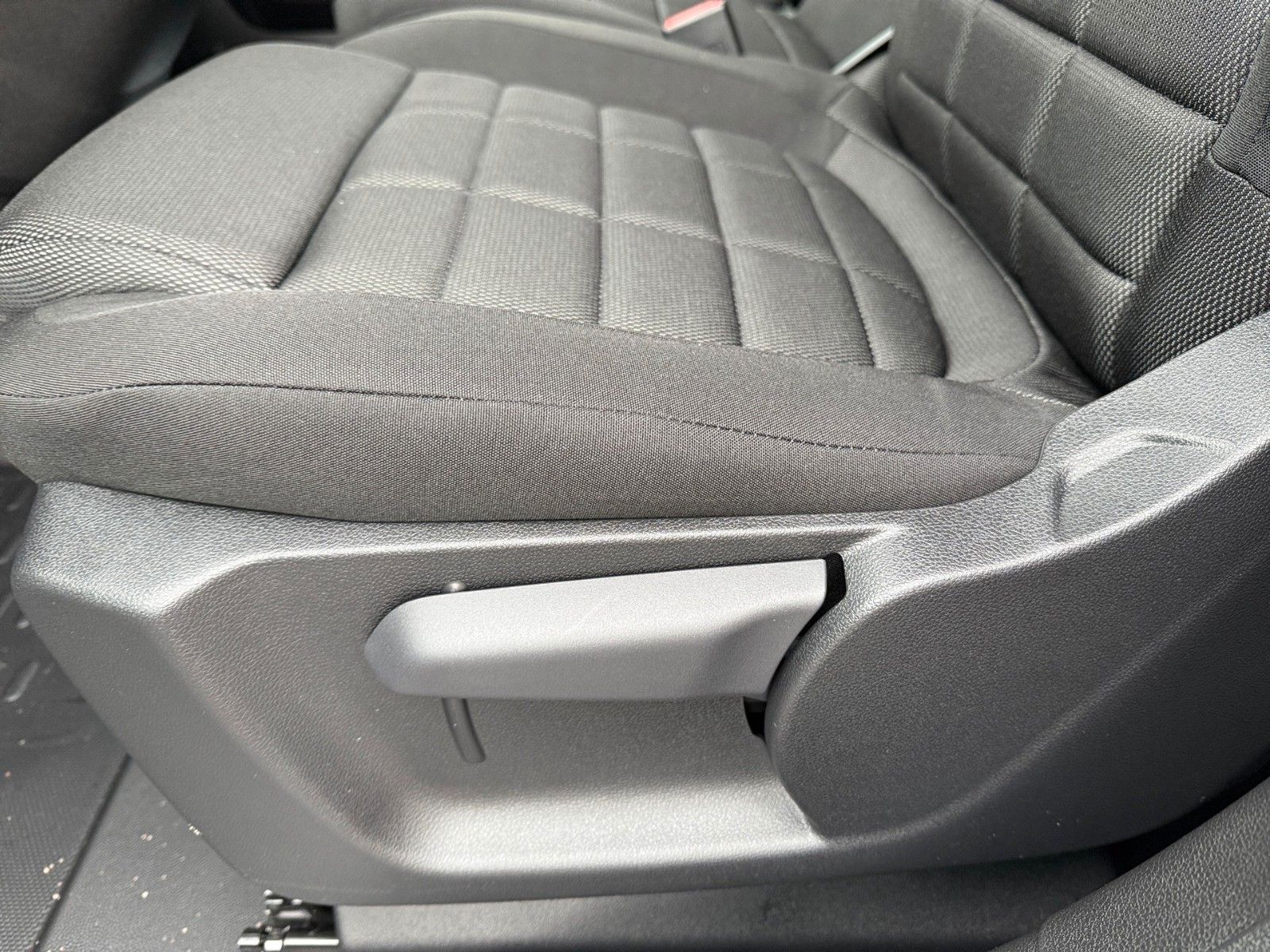 Fahrzeugabbildung Citroën Berlingo 1.5 Diesel 100 M XTR Neuwagen