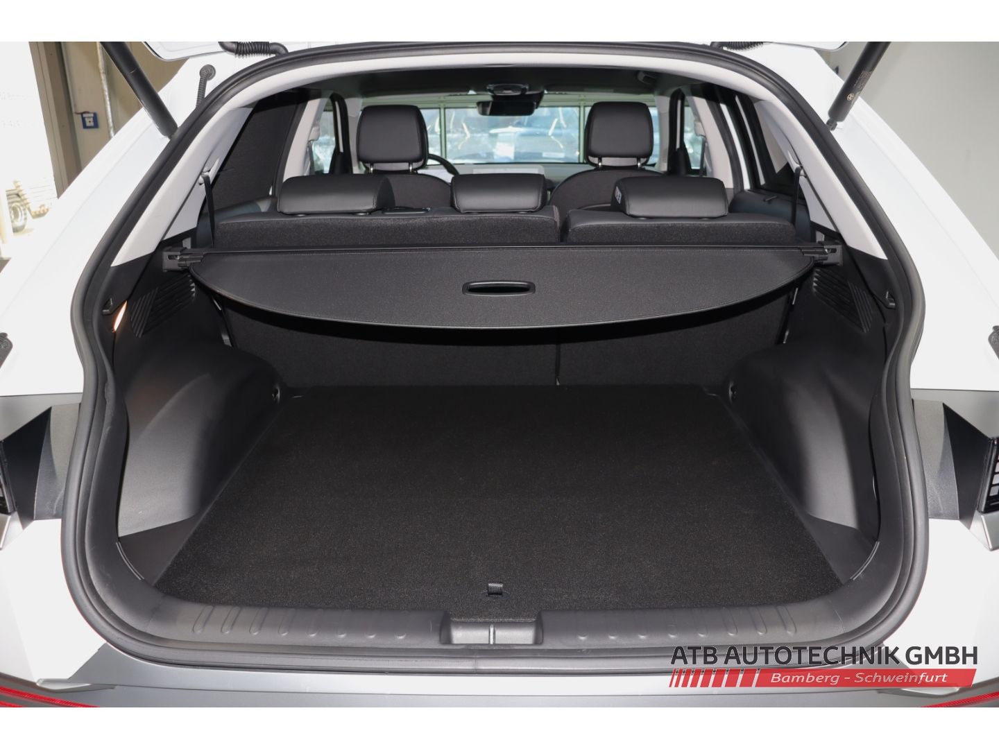 Fahrzeugabbildung Hyundai IONIQ 5 77,4 kWh UNIQ 98,8% SOH HUD Panorama Nav