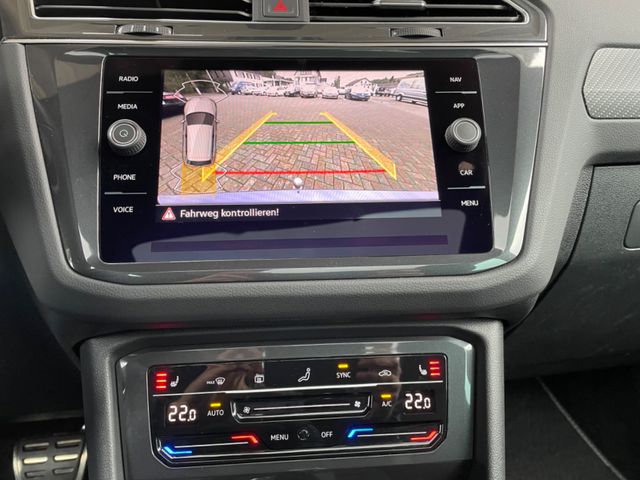 Tiguan 190PS DSG 4MO. Navi R-Line AHK ACC Panora