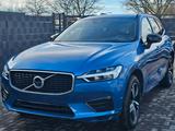 Volvo XC 60 R Design Plug-In Hybrid AWD*PANO*360°-CAM* - Volvo: Unfallwagen
