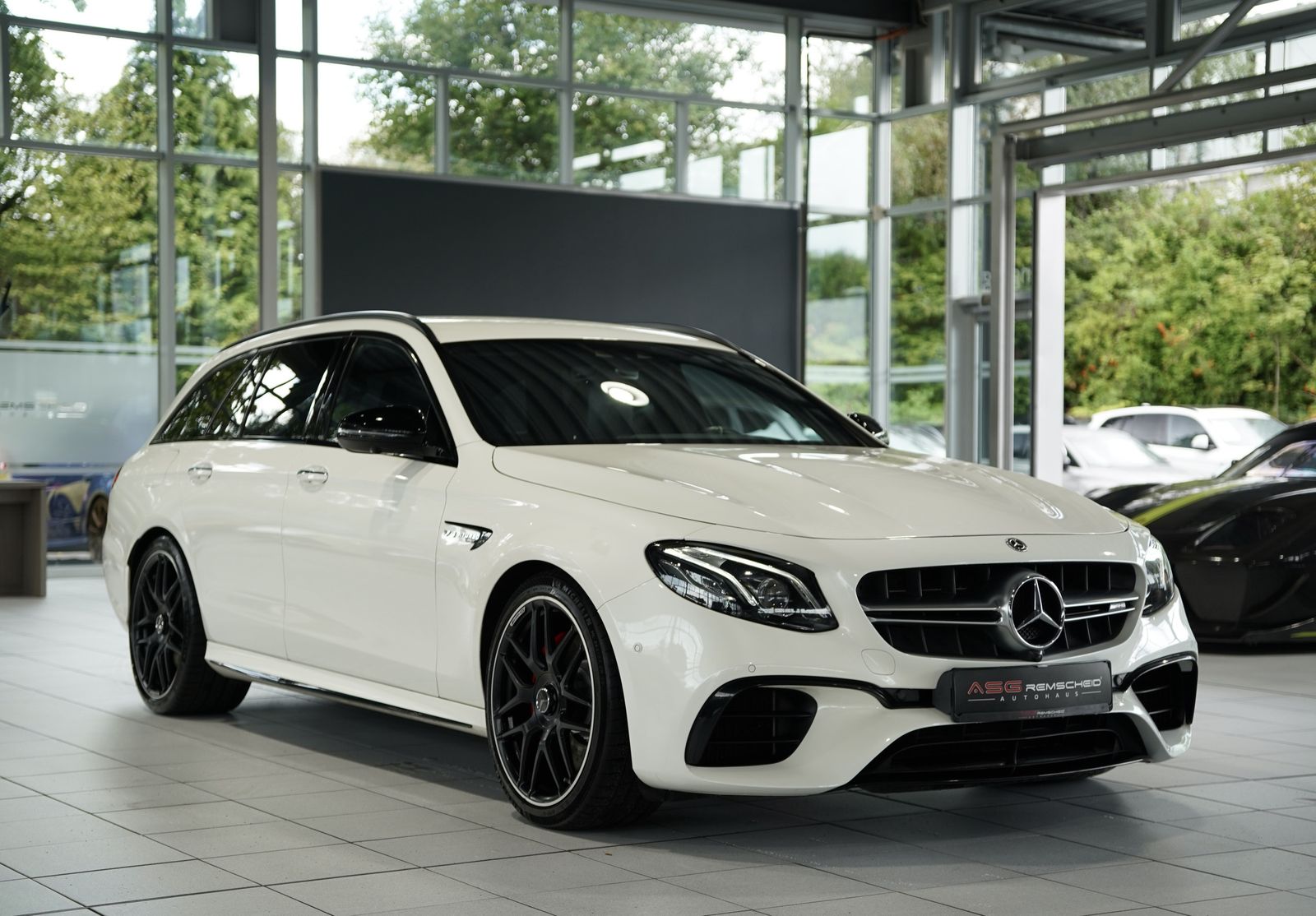 Mercedes Benz E 63 Amg