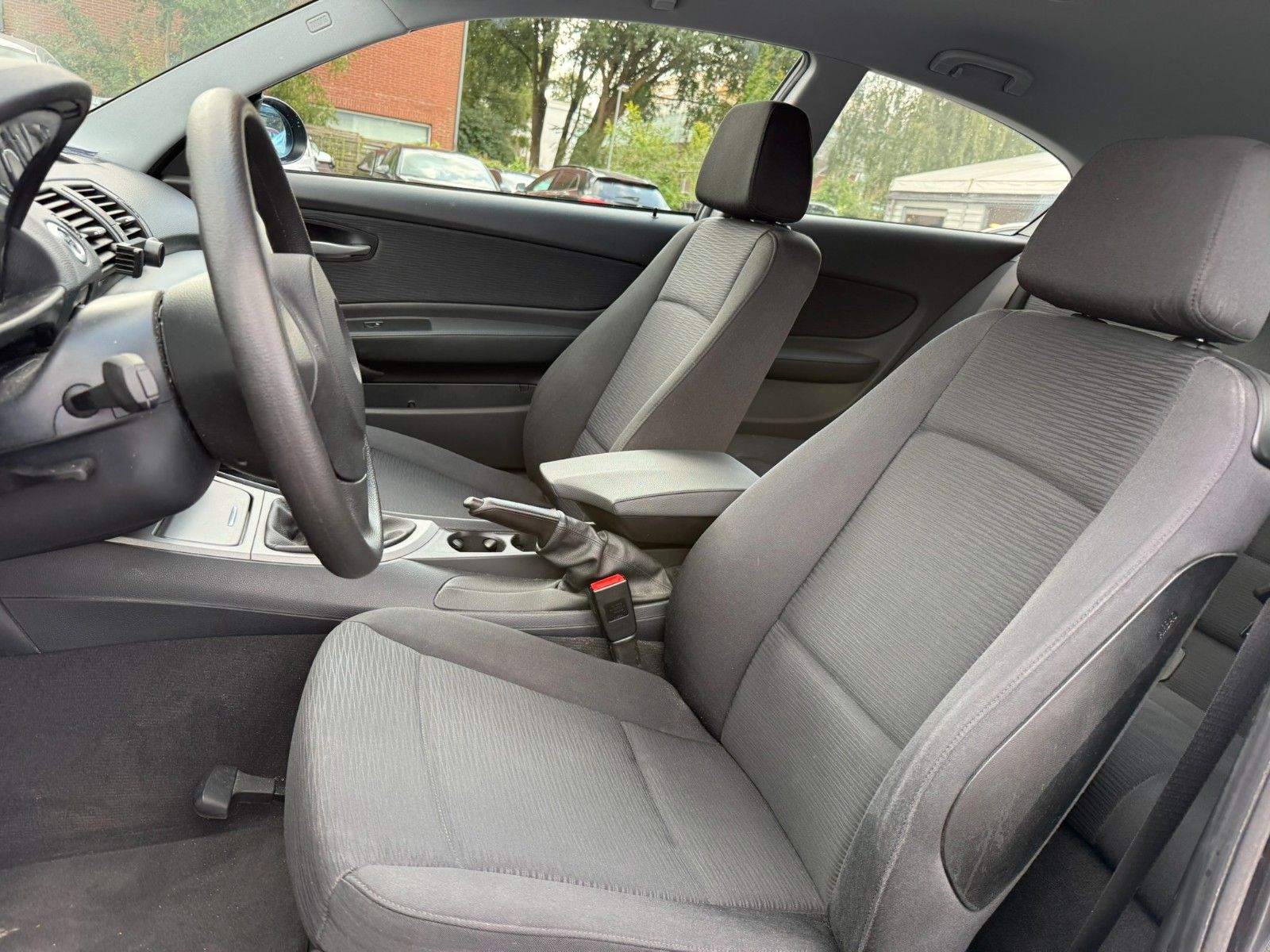 Fahrzeugabbildung BMW 116i