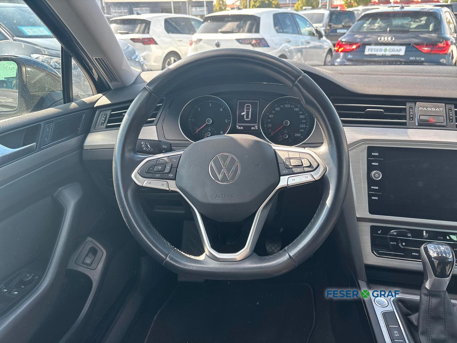 Volkswagen Passat 2.0 TDI AHK Navi APP SHZ ACC PDC, миниатюра 9