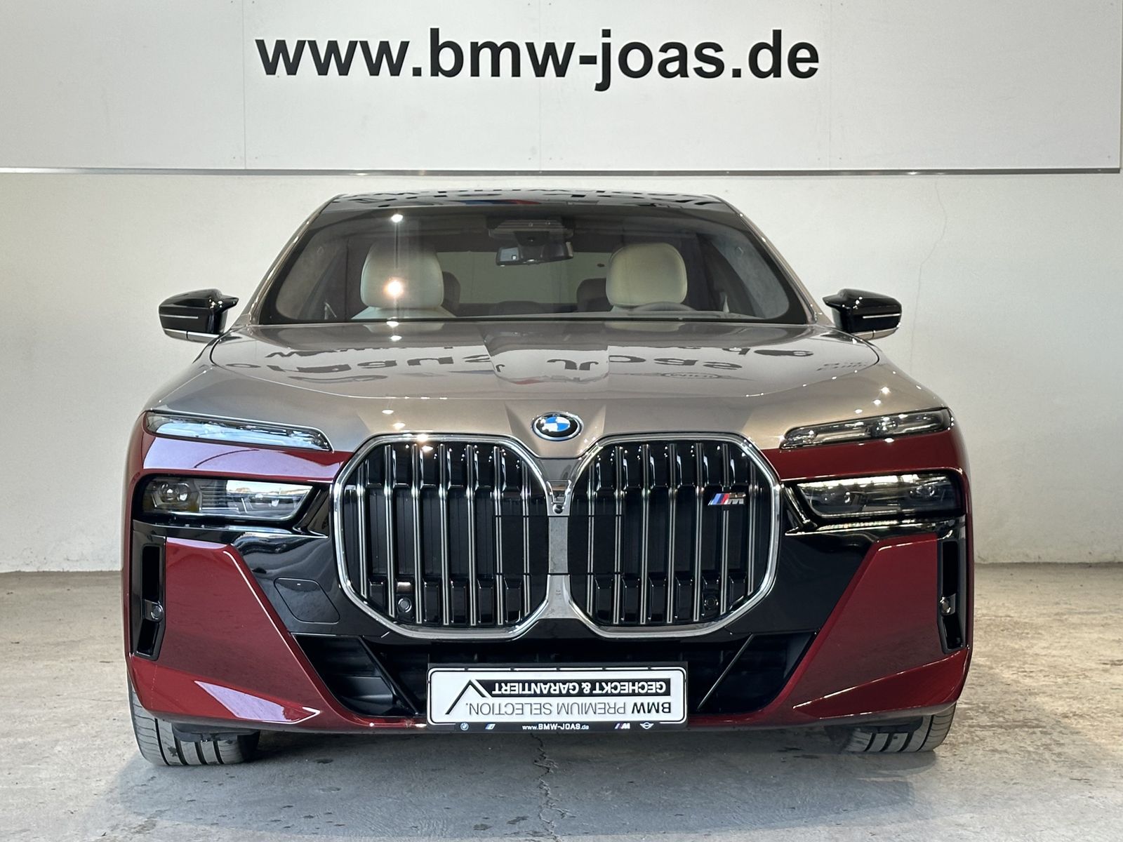 Fahrzeugabbildung BMW i7 M70 xDrive Limousine Neupreis 233.700,00 EUR