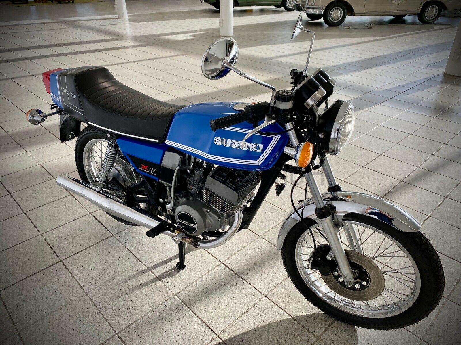 Suzuki GT 250 X7