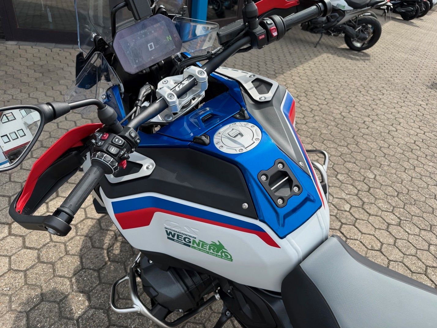 Fahrzeugabbildung BMW R 1300 GS ADV ASA Voll, Nur 400 Km