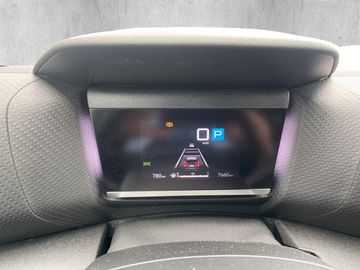 Citroën C4 PureTech 130 S&S EAT8 Max +HUD+LED+SHZ+KeyLes
