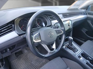 Volkswagen Passat Variant - 9