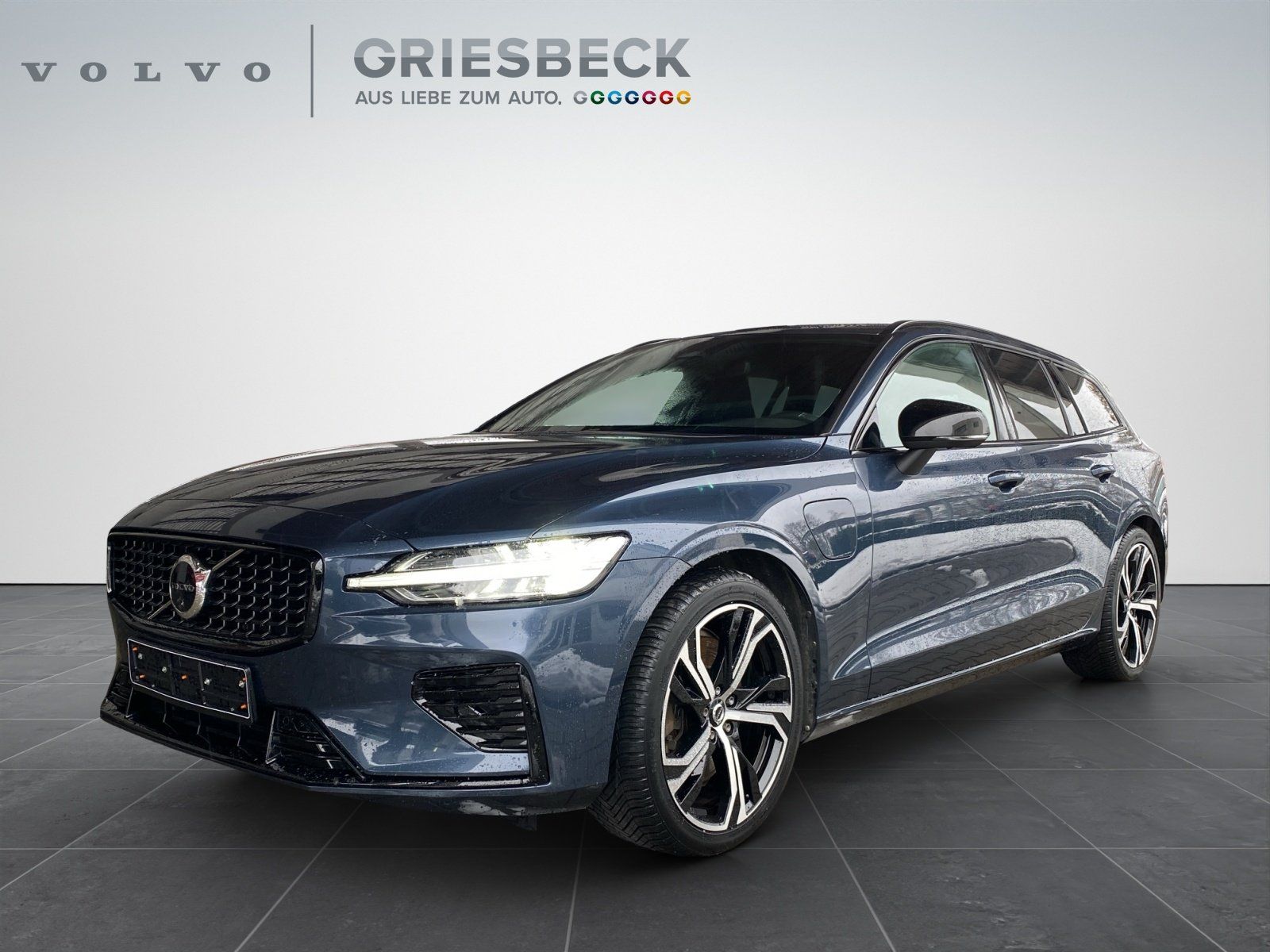 Volvo V60 T8 Plus Dark AWD*AHK*4xSHZ*WiPa*360°*