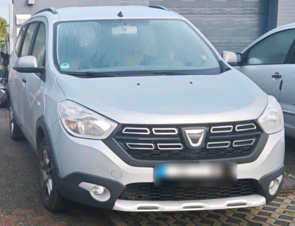 Image of Dacia Lodgy