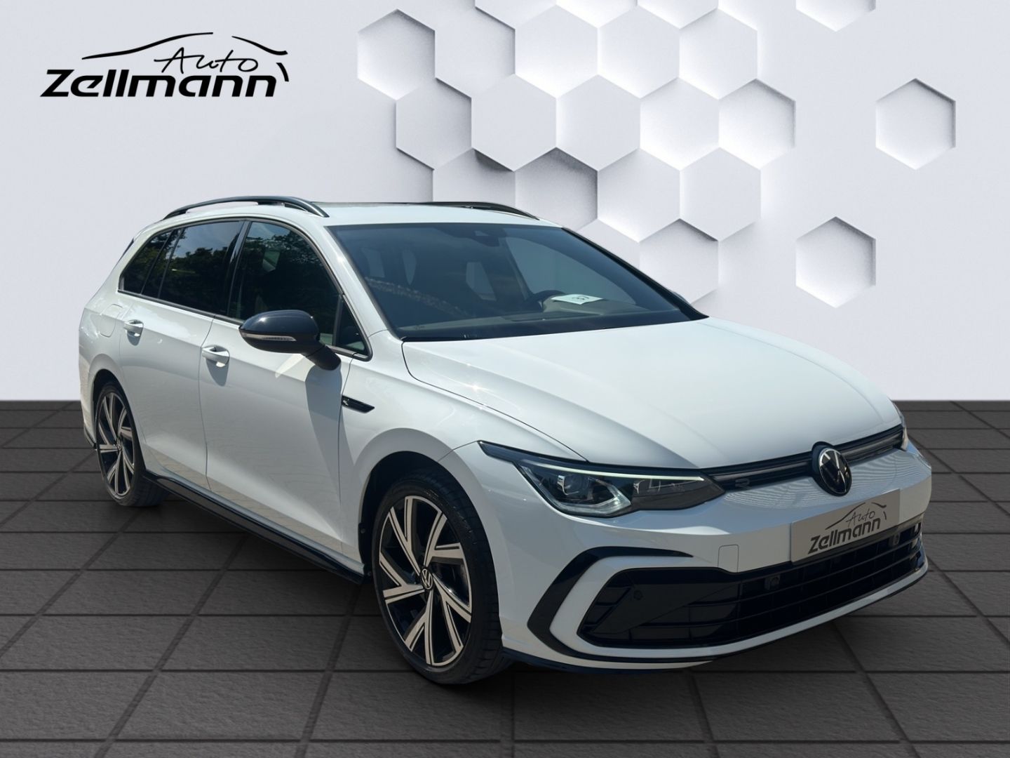 Golf Variant VIII Mildhybrid R-Line 1.5 eTSI DSG