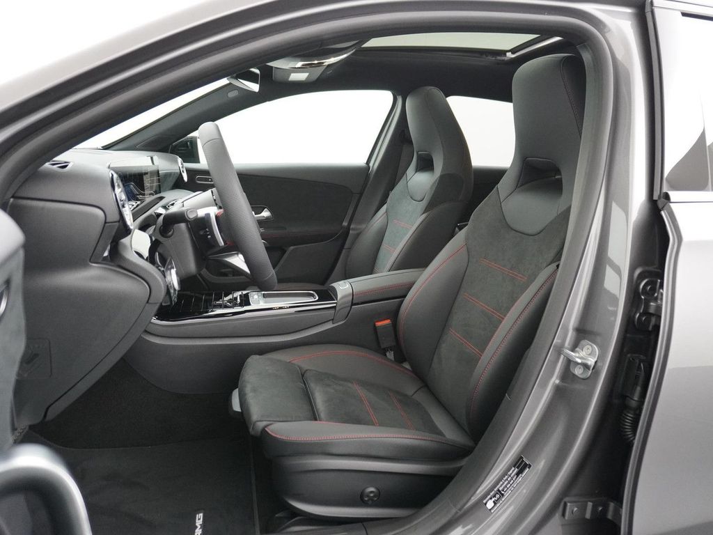 Mercedes-Benz A 180 Star Edition AMG Line | Panorama - Schiebe