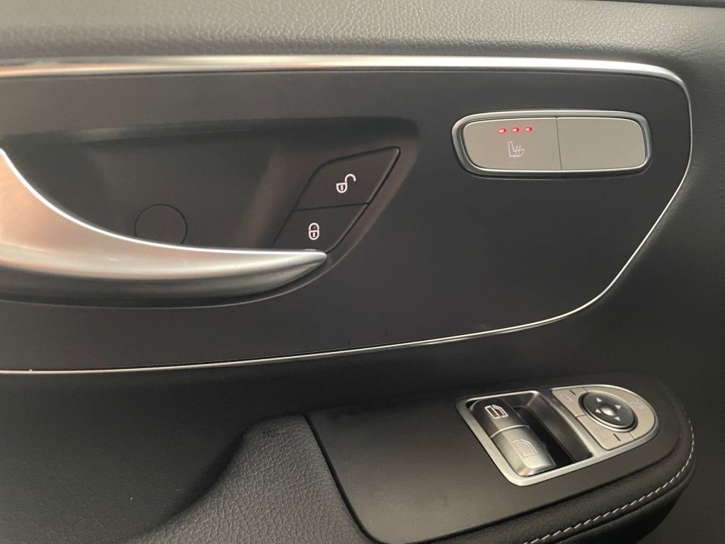 Fahrzeugabbildung Mercedes-Benz V 300 Marco Polo 4MATIC STHZG AMG-LINE EASY PACK