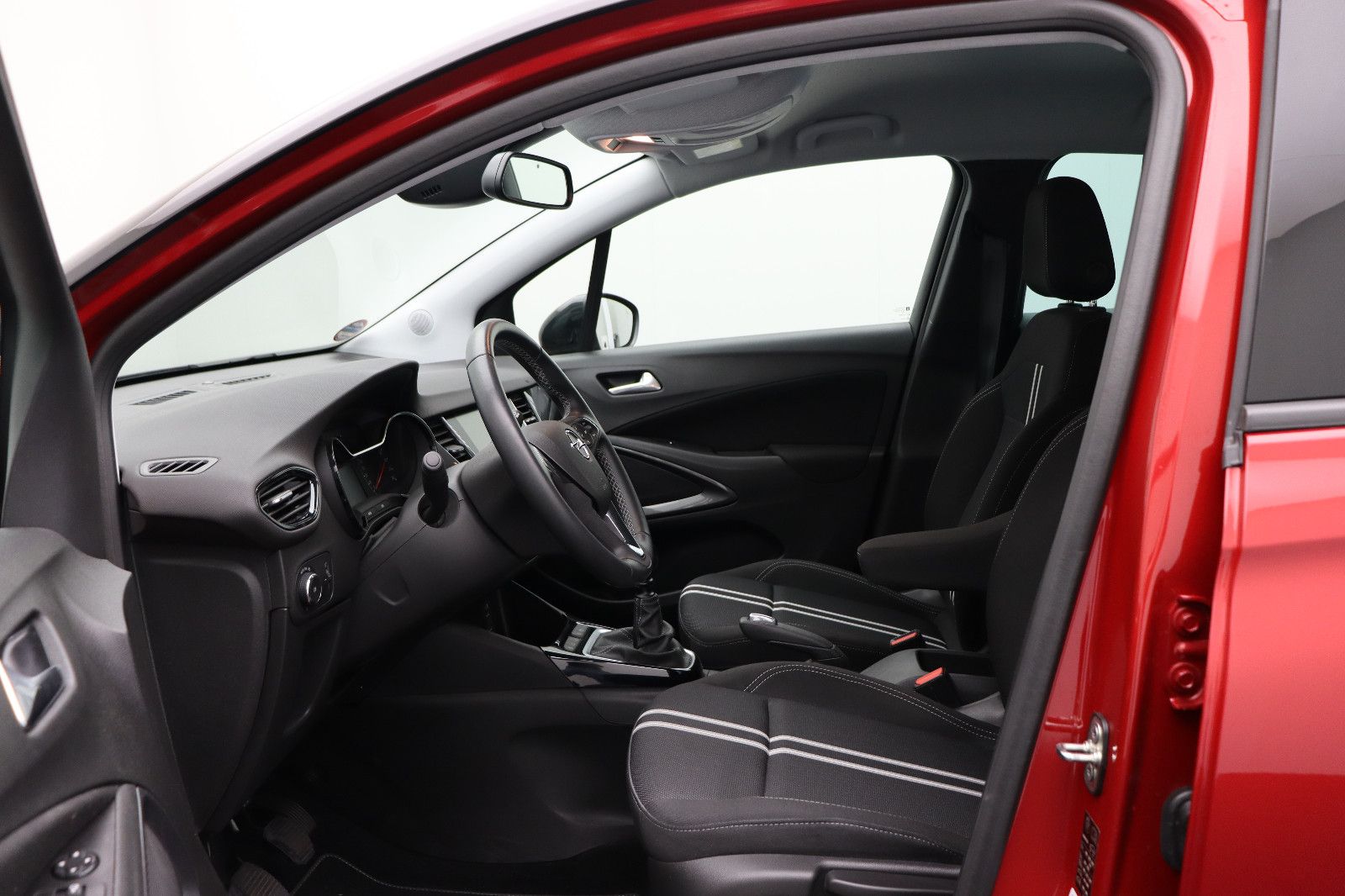 Fahrzeugabbildung Opel Crossland 1.2 Elegance AHK/LED/DAB/AppleCP/RK