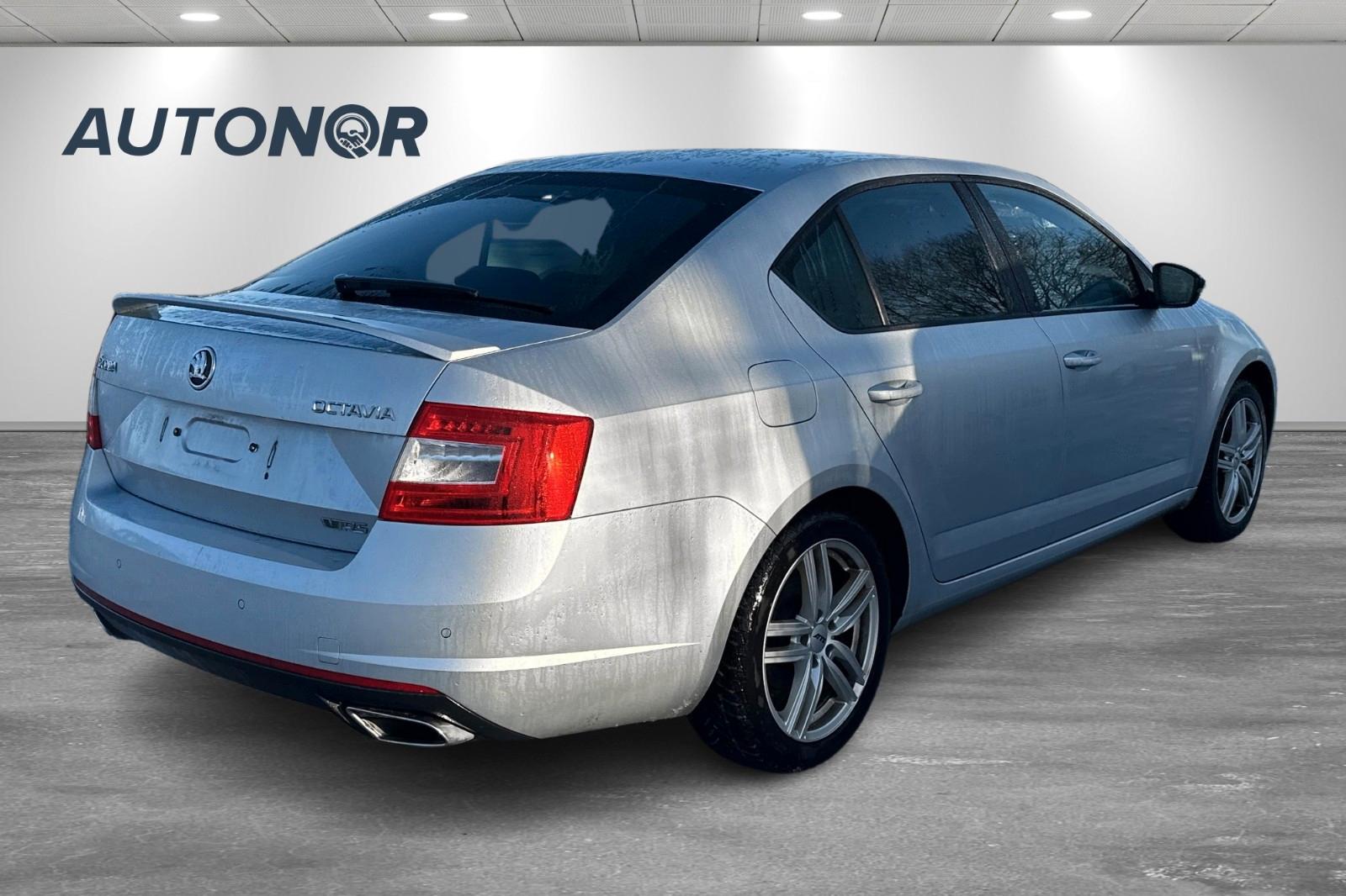Skoda Octavia Lim. RS 2.0 220PS DSG