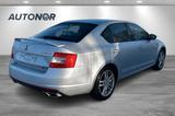Skoda Octavia Lim. RS 2.0 220PS DSG - Skoda Octavia: Limousine
