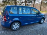 Volkswagen Touran 1.6 - Tüv bis 01/2027 - Volkswagen Touran mit Benzin-Antrieb: Kleinbus, 2.0