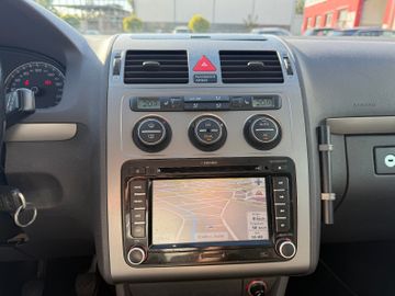 Volkswagen Touran United 1.9TDI+Navi+SHZ+TÜV2027+Xenon+Top