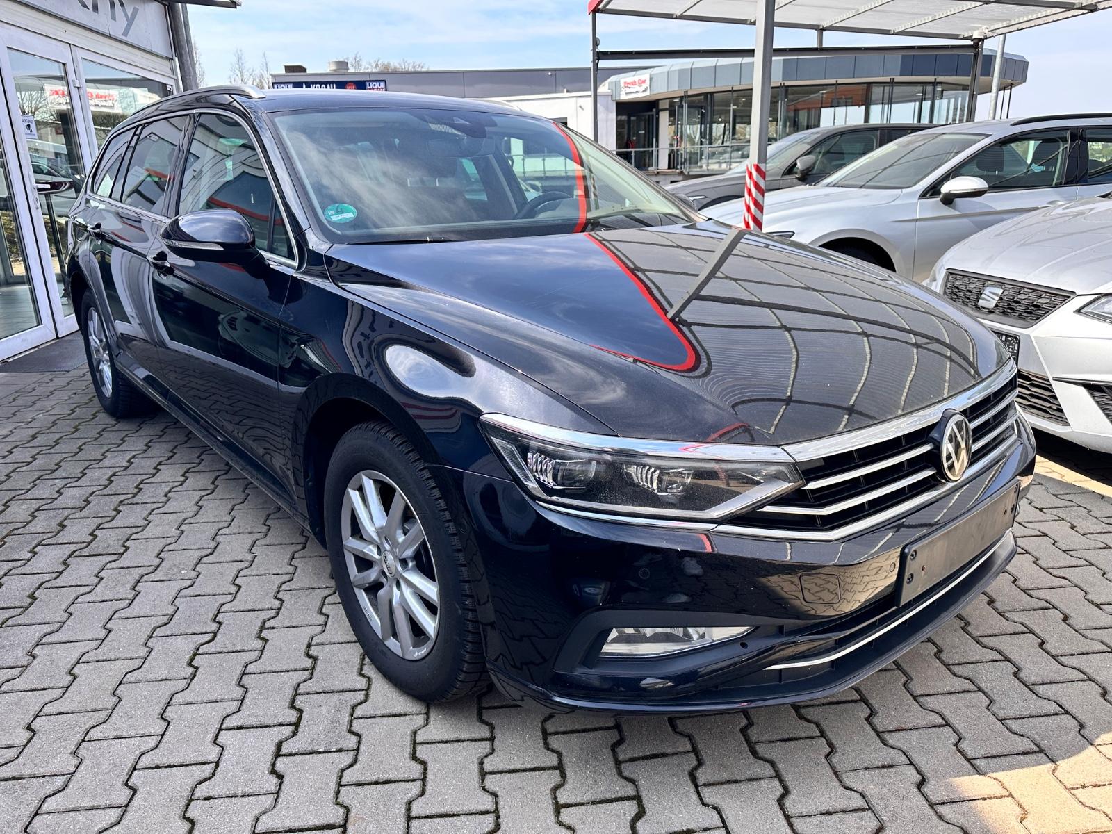 Volkswagen Passat Variant 2.0 TDI DSG Business*Matrix*NAVI