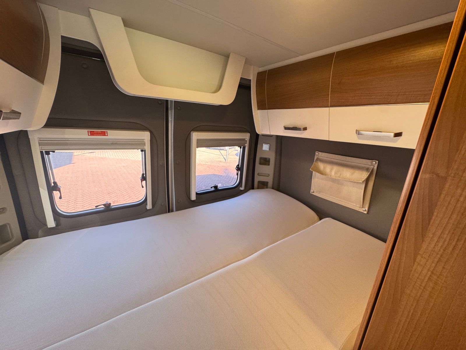 Fahrzeugabbildung VANTourer 540 FIAT DUCATO AUFSTELLDACH 5 SCHLAFPLÄTZE AHK