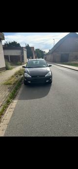 Ford Focus 1.6 - - Ford Focus aus 2001: 1.6