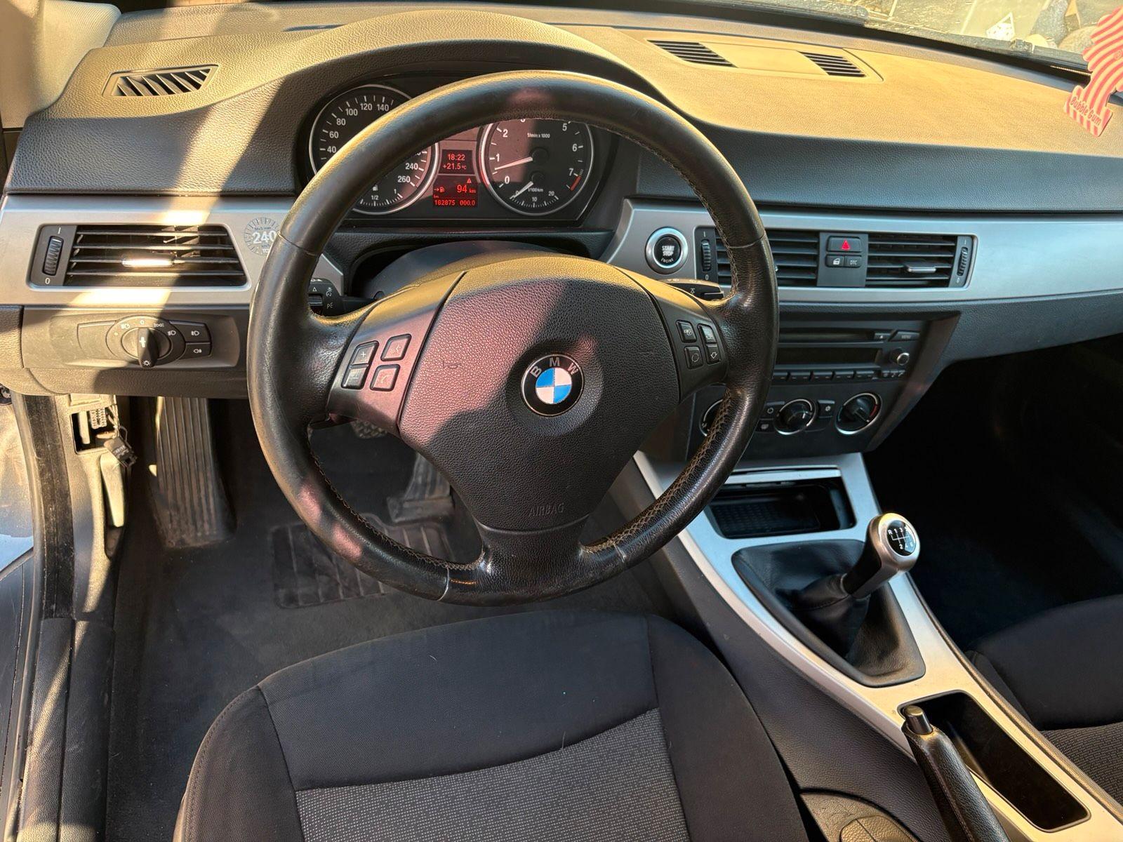BMW 325 2007 — photo 12