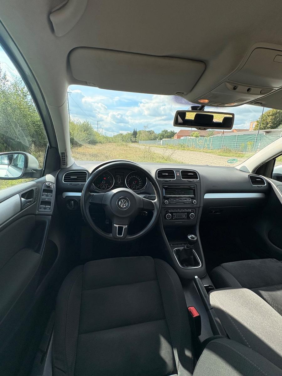 Volkswagen Golf 2011 — photo 12