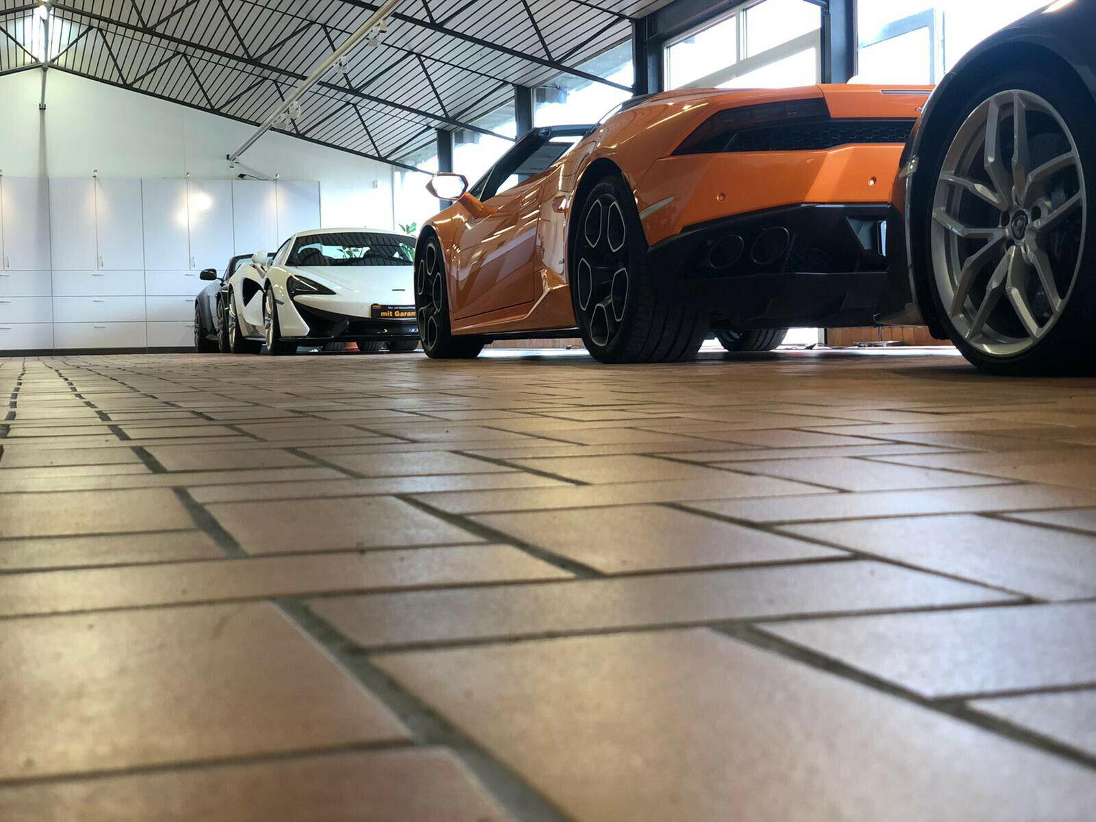 showroom-image-main