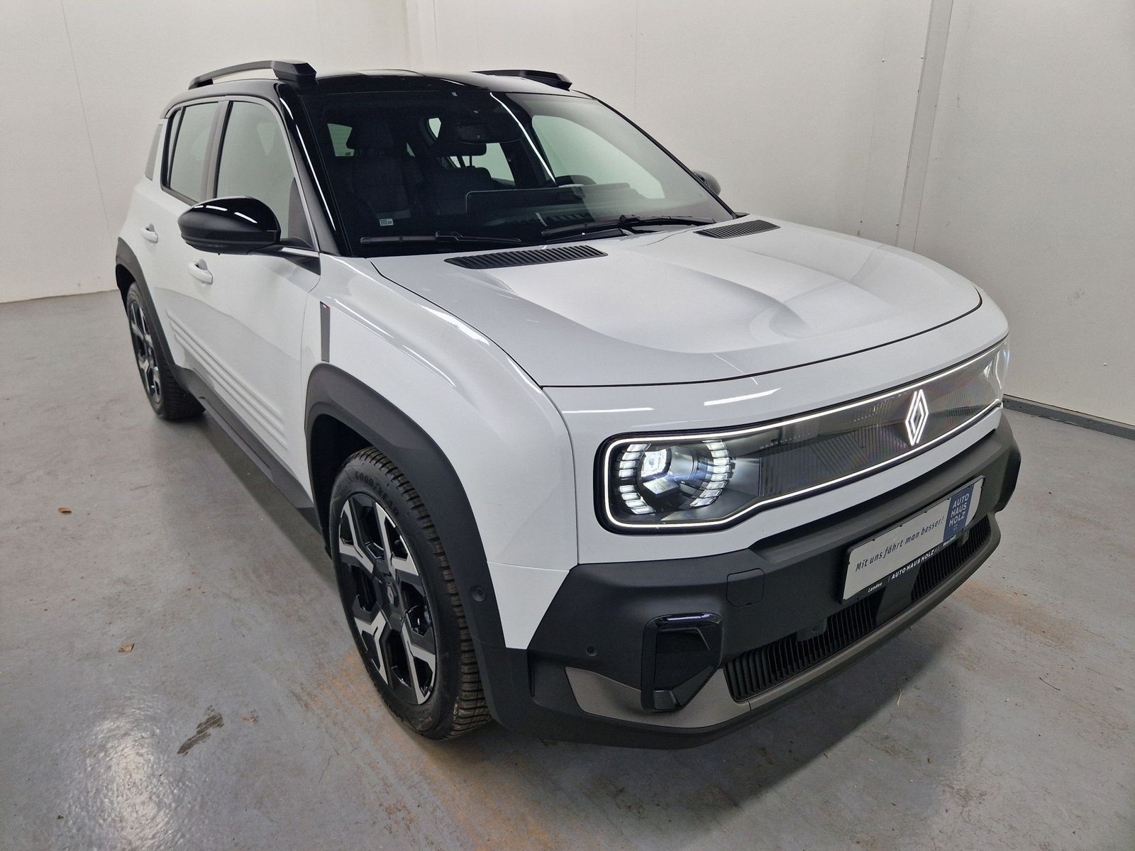 RENAULT R 4 E-Tech Techno 150 Comfort Range – Bild 5