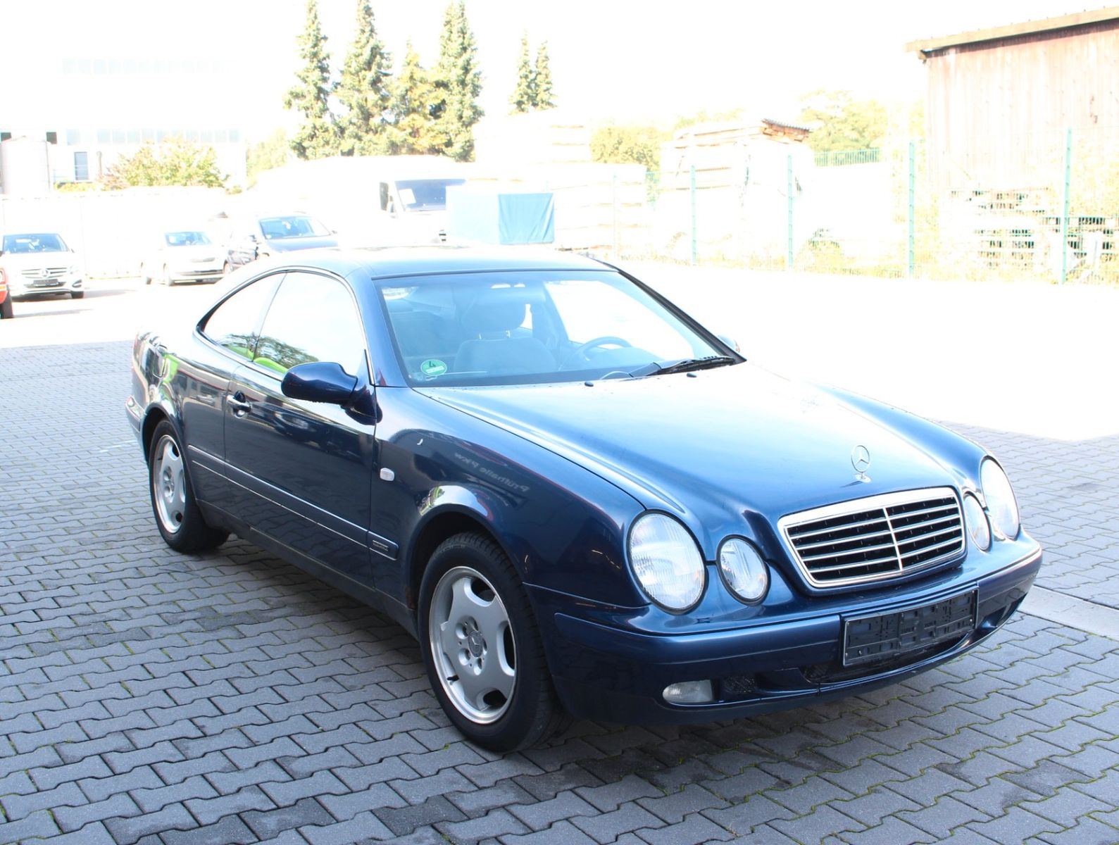 Fahrzeugabbildung Mercedes-Benz CLK 200 Elegance 3.Hand+8-Fach+Klima
