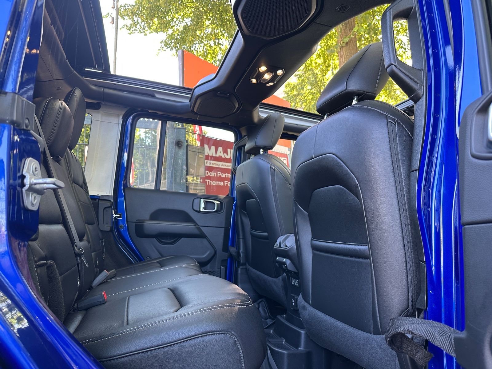 Fahrzeugabbildung Jeep Wrangler Sahara AEVDualSportRT*KotflügelJL