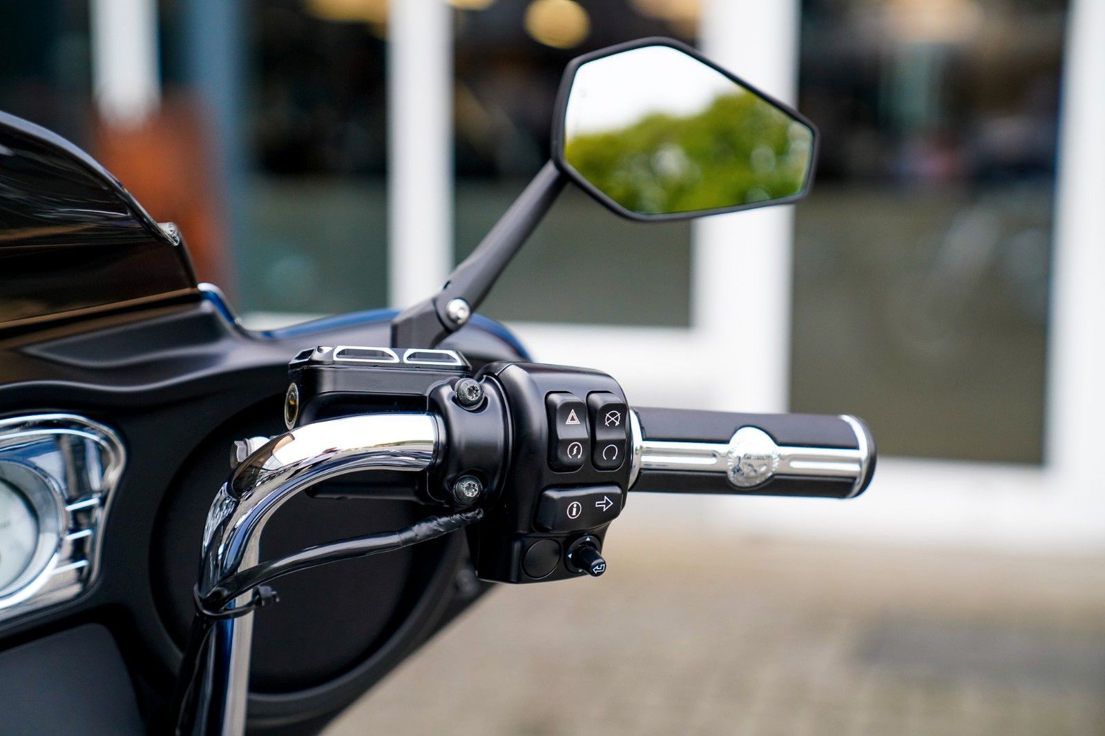 Fahrzeugabbildung Harley-Davidson FLHX Street Glide 103 cui - Jekill -