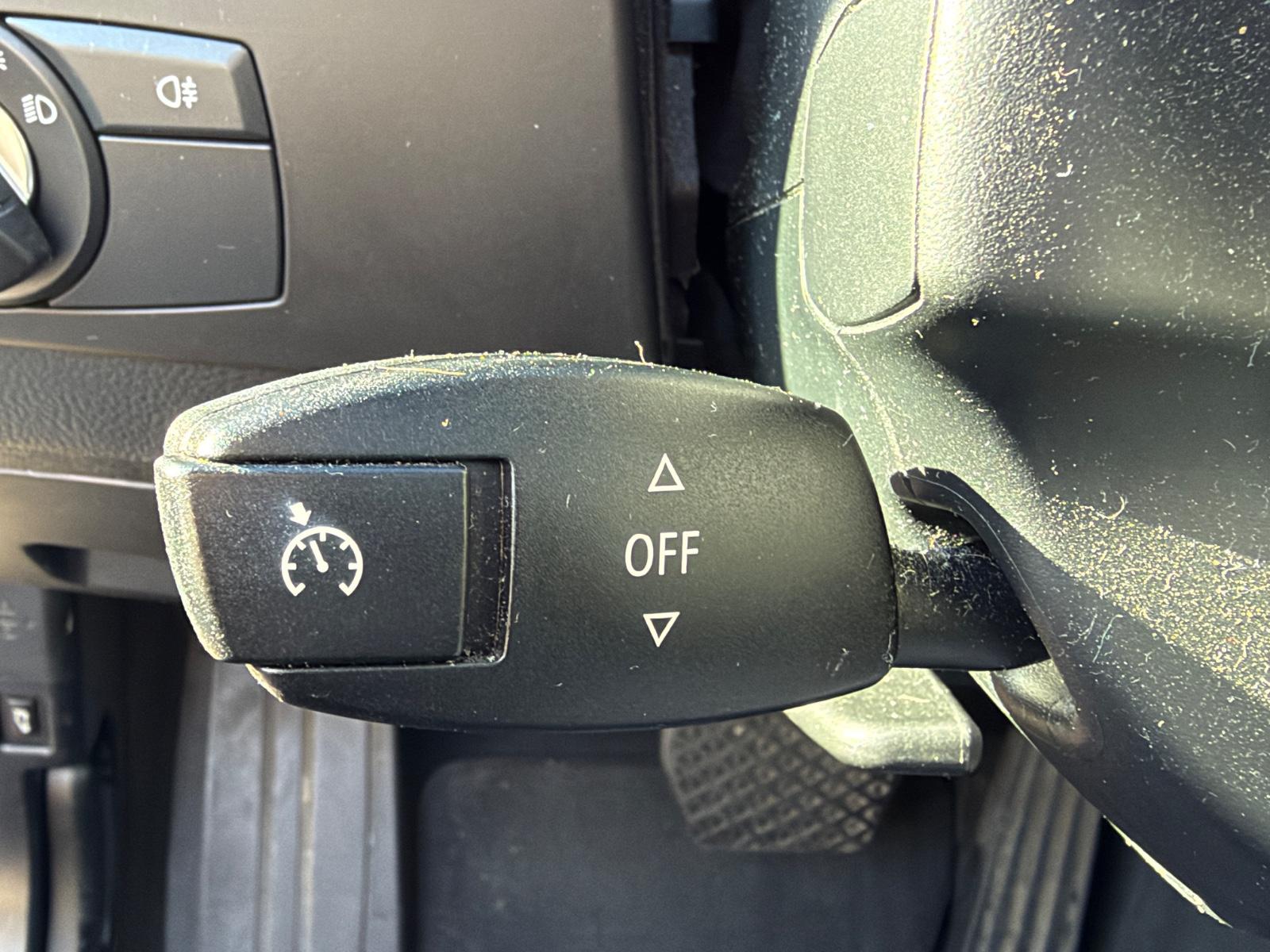BMW 520 2010 — photo 24