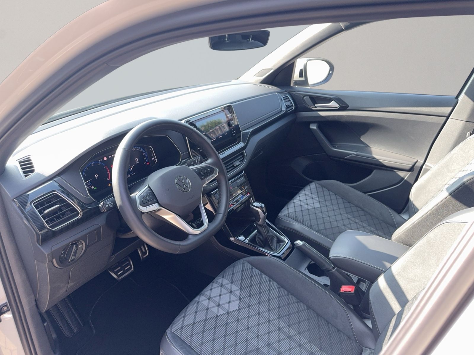 T-Cross 1.5 TSI R-Line, Navi, RearView, ACC, Key