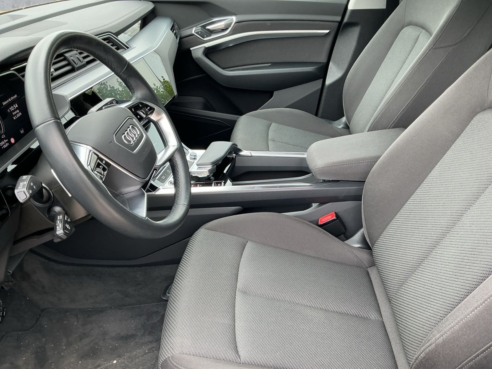 Audi e-tron - Bild 12