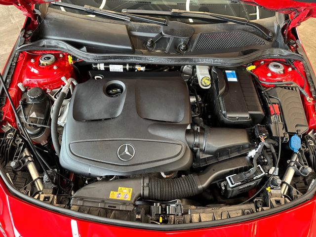 MYAUTOCENTER – Gebraucht- und Jahreswagen mit Werkstattservice in Pfaffenhofen Mercedes-Benz CLA 200 Shooting Brake AMG*Klima*AHK*Navi*PDC*BT