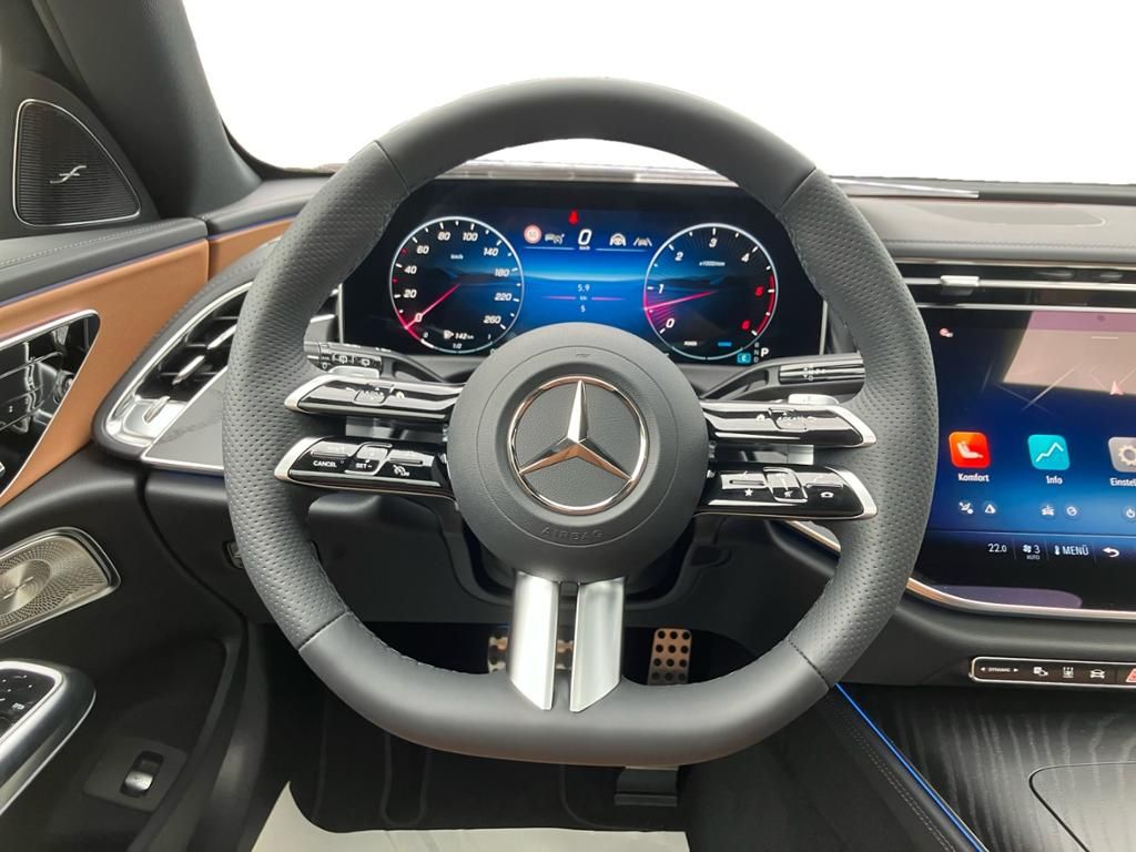 Fahrzeugabbildung Mercedes-Benz E 450 d 4M T AMG*Night*PanoD*Distr.*PDC*360°*AHK