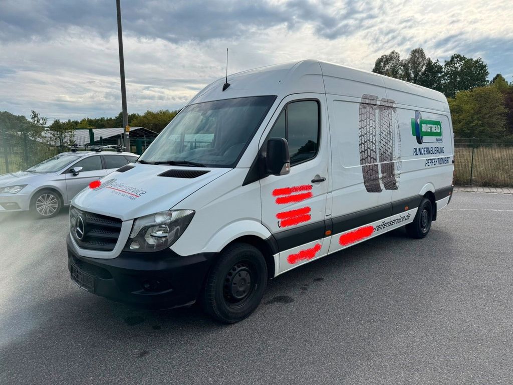 Image of Mercedes-Benz Sprinter