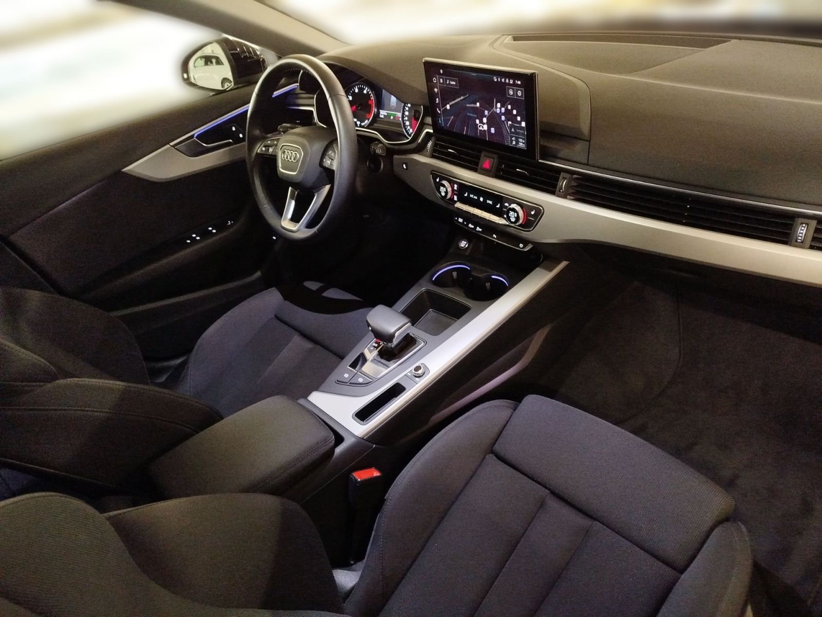 Audi A4 - Bild 13
