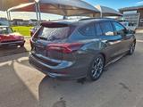 Ford Focus Turnier 1.0 ST-Line 3.39% Finanzierung - Jahreswagen: Finanzierung