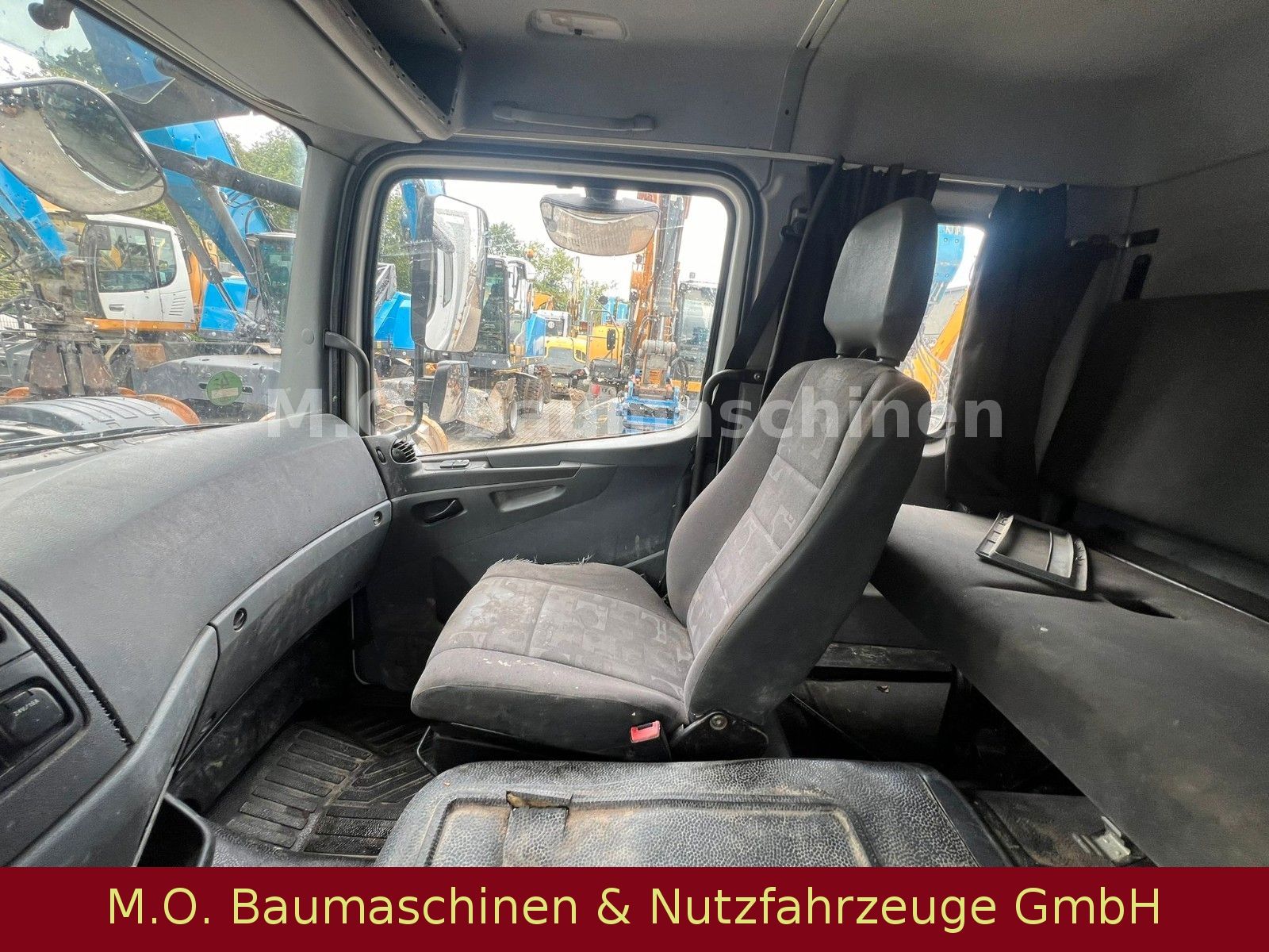 Fahrzeugabbildung Mercedes-Benz Atego 822 / Pritsche / Euro 5/ 6,20 m