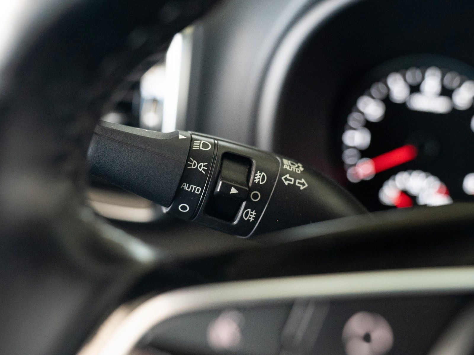 Fahrzeugabbildung Kia Sportage Platinum Edition 4WD/AHK/PANO/KAMERA