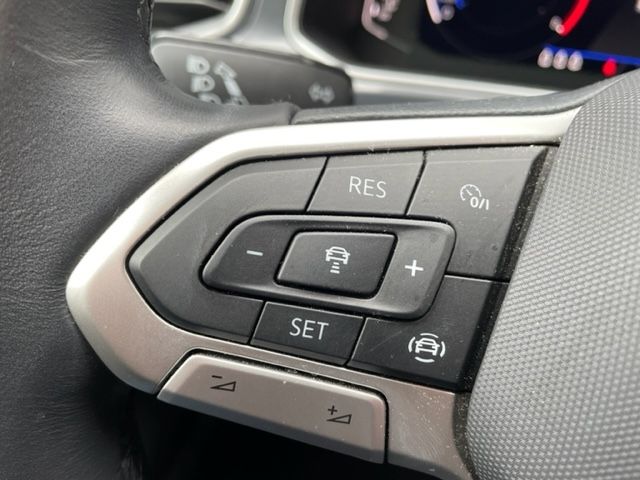 T-Roc 1.5 TSI Style Navi Leder AHK digitales Coc