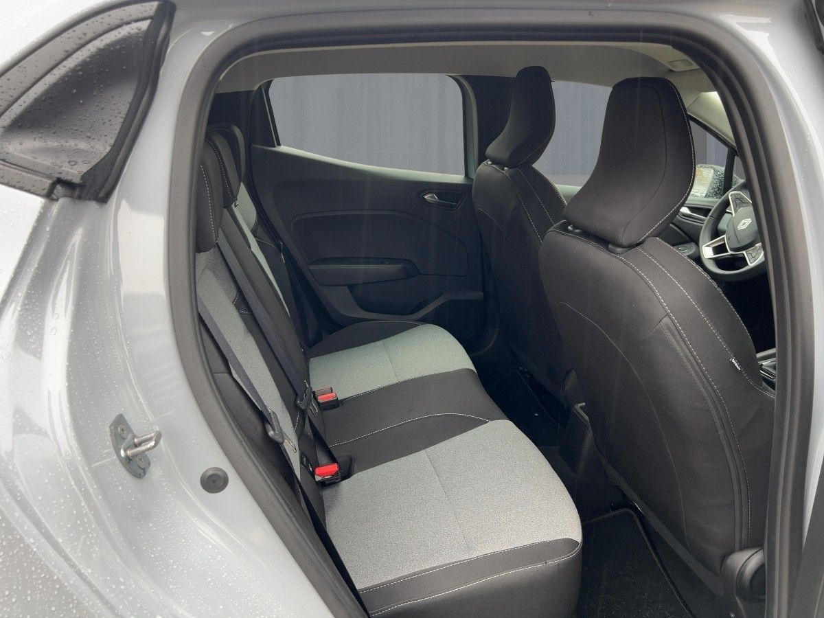 Renault Clio - Bild 9