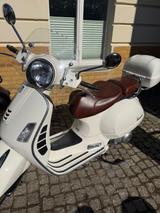 Vespa GTS 300  (ABS/ASR) - VESPA 300 GTS