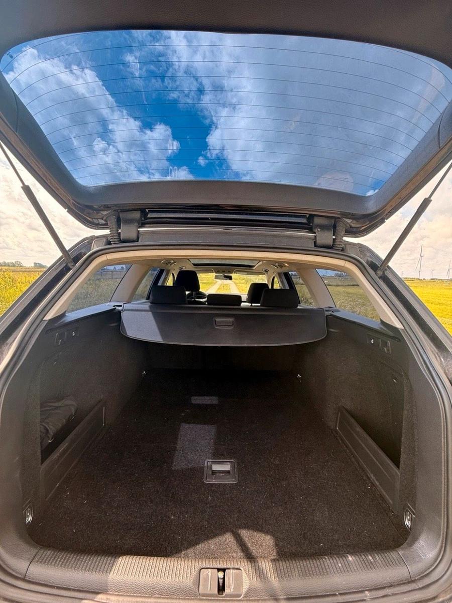 Volkswagen Passat 2013 — photo 8