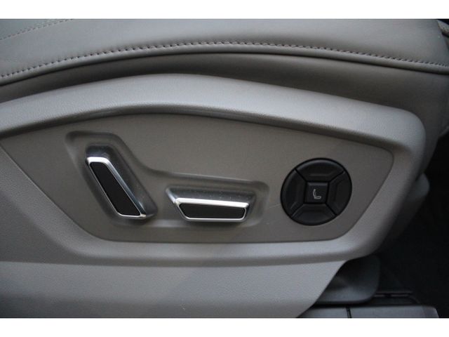 Q8 55 TFSI e qu. S-Line - Tour*Kamera*HUD*MTRX*1