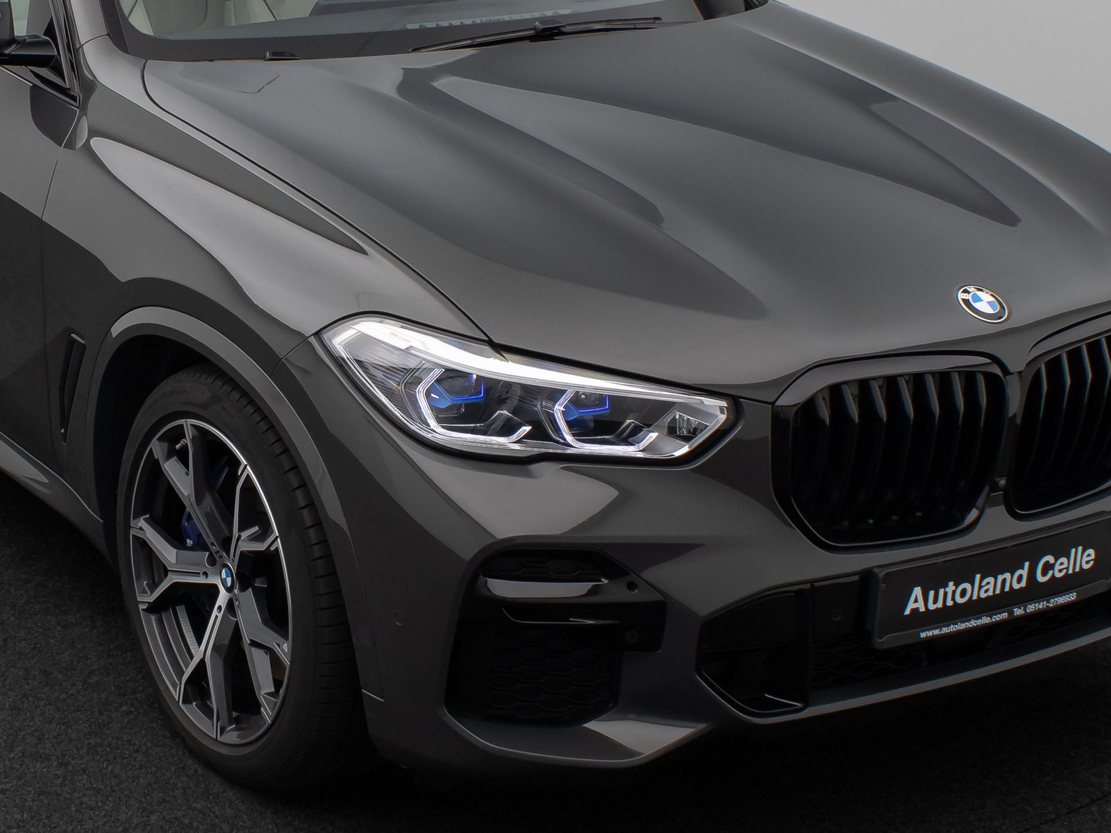 Fahrzeugabbildung BMW X5 xD40d M Sport Panorama Laser 360°HUD DAB H/K